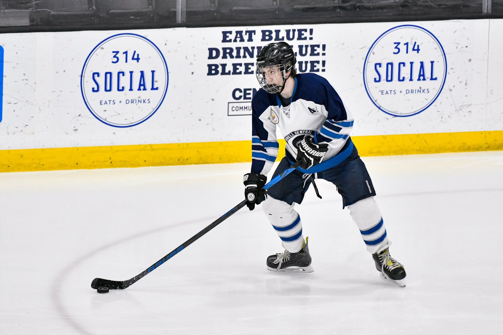 02/26/2021 - ice hockey - FH Central vs Duchesne